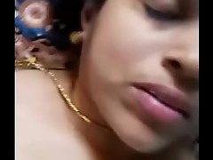 Mature Kerala woman gets up close and personal with a hot roast.